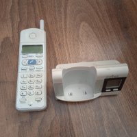 Домашен телефон , снимка 2 - Стационарни телефони и факсове - 43923540