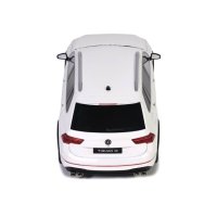 VW Tiguan R 2021 - мащаб 1:18 на OttoMobile моделът е нов в кутия, снимка 9 - Колекции - 44490838