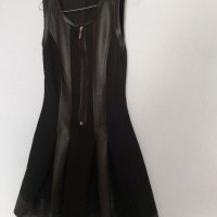 Елегантна черна рокля, снимка 2 - Рокли - 40739759
