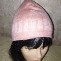Puma - Оригинална зимна  розова шапка , снимка 2 - Шапки - 39569344
