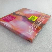 [НОВ] Gary Barlow ‎- Music Played By Humans (картон), снимка 2 - CD дискове - 42328191