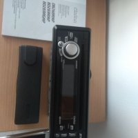 Продавам СД МР3 CLARION почти ново! , снимка 3 - MP3 и MP4 плеъри - 44687281