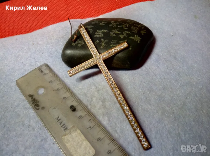 ГОЛЯМА ЗЛАТИСТА ВИНТИДЖ АРТ СТИЛ КРЪСТОВИДНА ОБЕЦА с ФАСЕТИРАНИ КРИСТАЛИ 48826, снимка 1