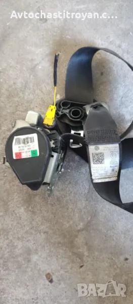 VW golf 6 колан Пр. Десен - 617979700, снимка 1