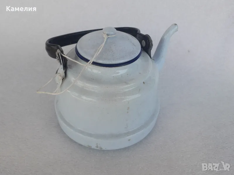 Стар емайлиран чайник , снимка 1