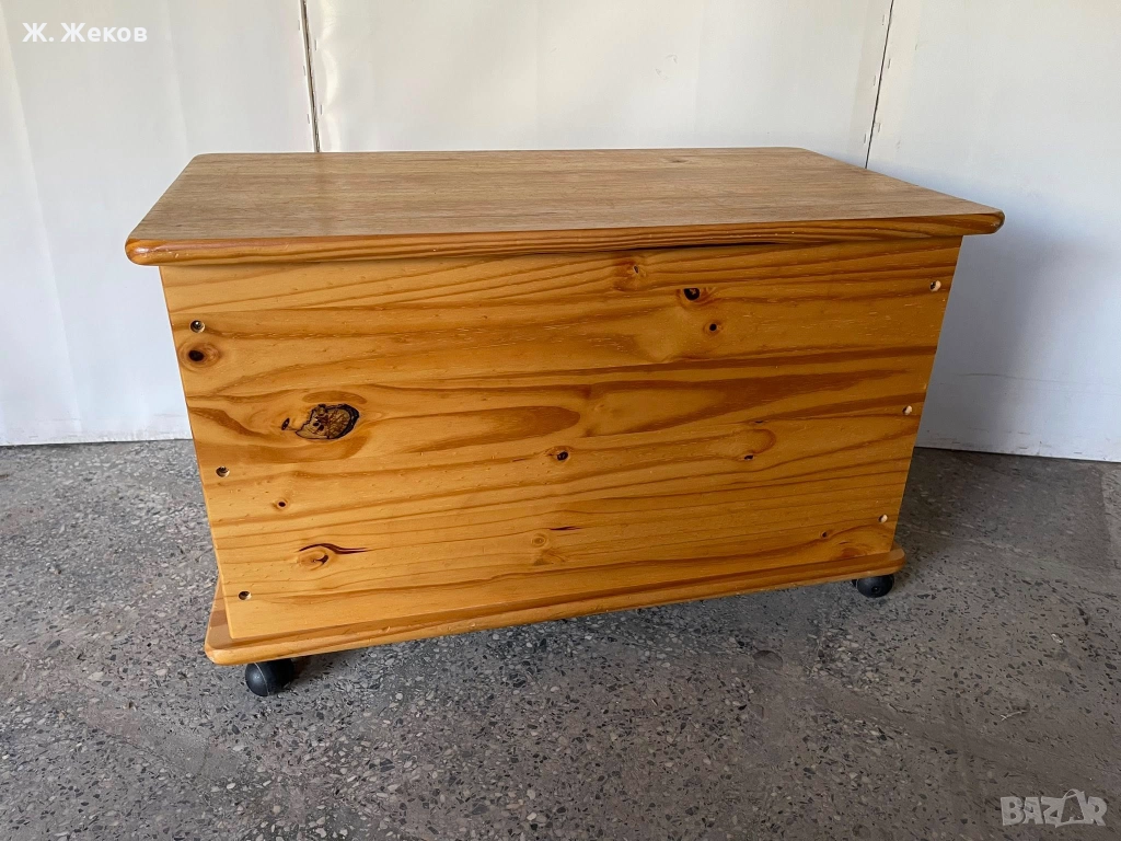 Масивна ракла, снимка 1