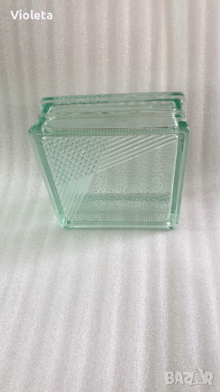 Стъклени тухли от времето на социализма. Размер 19.5 х 19.5 х 8 см., снимка 1