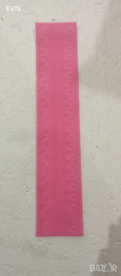 Розов силиконов молд за захарна дантела – украса за торти и сладкиши, снимка 1