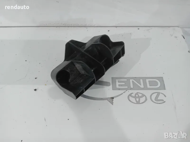 52563-0f020 Заден ляв държач броня  TOYOTA Verso 1.6 1ww 2013-2018, снимка 1