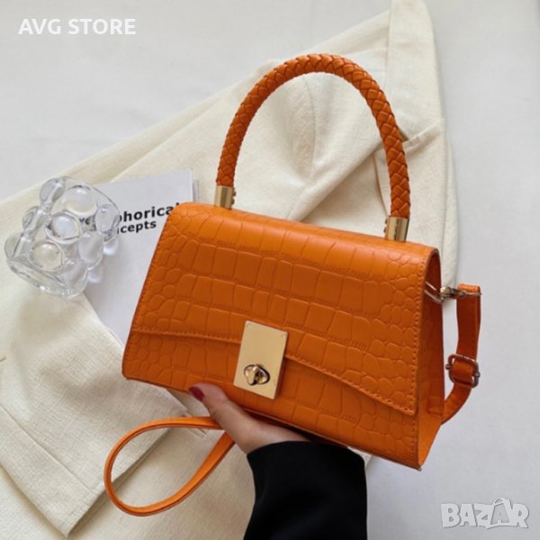 Дамска чанта в оранжево , снимка 1