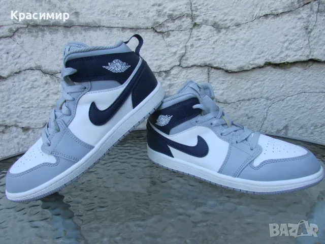 Детски маратонки Nike Air Jordan 1 Mid , снимка 8 - Детски маратонки - 56239375