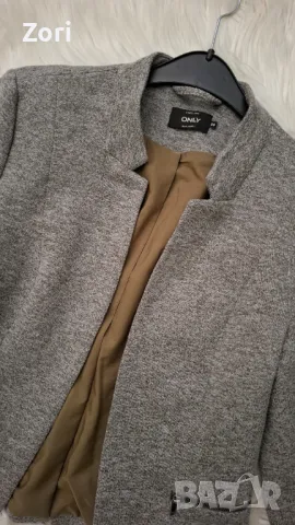 Плътно сиво меланжирано сако размер М, снимка 3 - Сака - 49236514