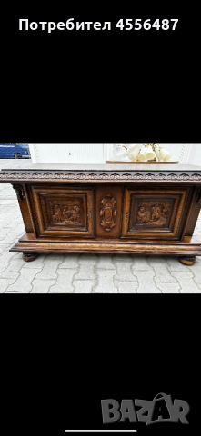 Антикварен масивен бюфет с ръчна дърворезба – около 1875.г