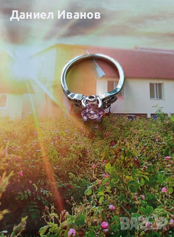 Златен пръстен бяло злато с камък СЪРЦЕ на Сваровски 18К, снимка 1 - Пръстени - 28458811