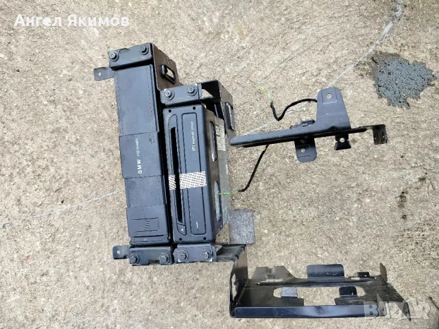 СД чейнджър за е46 фейслифт, снимка 2 - Части - 48665792