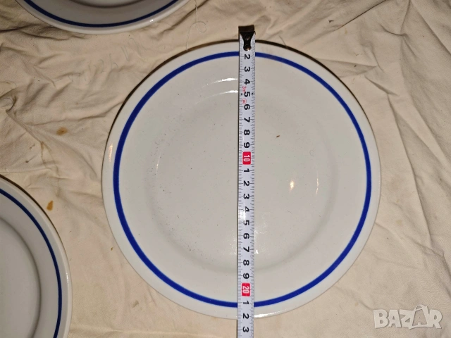 Порцеланов български чинии, снимка 2 - Сервизи - 53878478