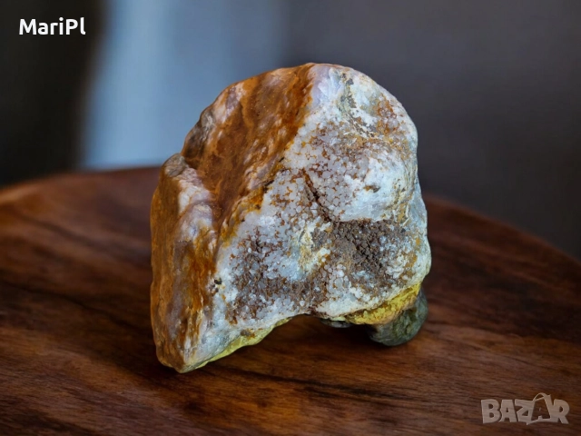 РОДОПСКА СКУЛПТУРА – Уникален суров плазмен ахат, снимка 2 - Други ценни предмети - 52588836