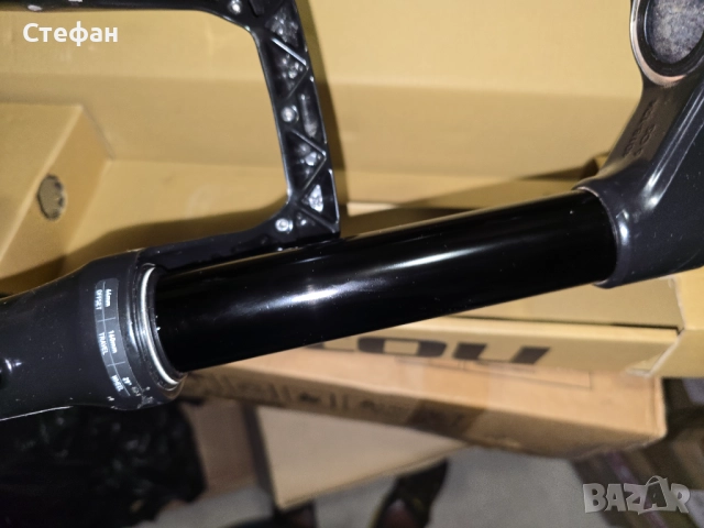 Амортисьорна вилка RockShox Rock Shox ZEB, снимка 17 - Части за велосипеди - 50414587