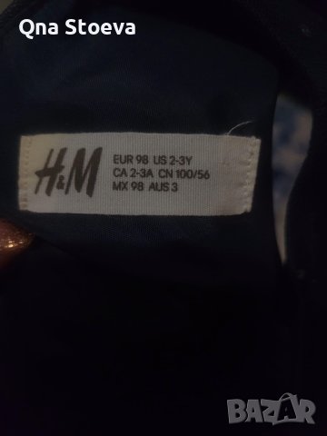 Детска рокля с паети с марка H&M, снимка 3 - Детски рокли и поли - 42482412