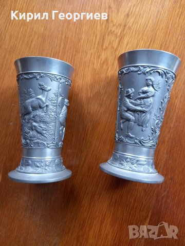Две  красиви  релефни цинкови чаши за вино 