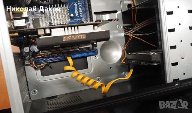 Ултра стар 775 Quad гейм комп, снимка 4 - Геймърски - 53916514