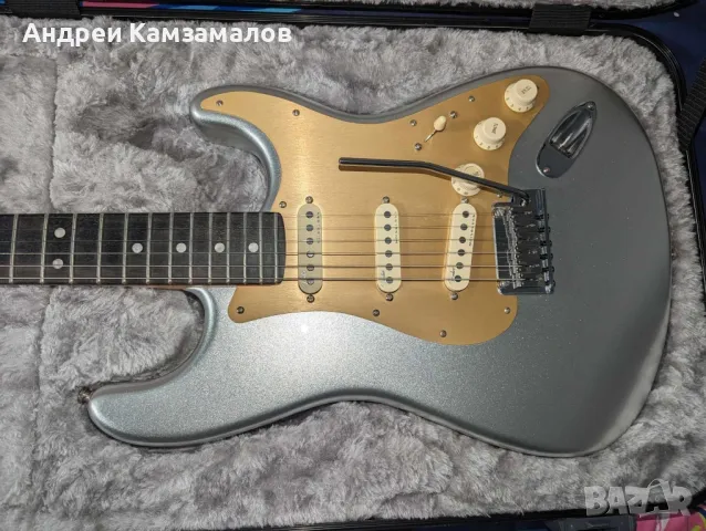 Fender Ultra Stratocaster, снимка 3 - Китари - 47798785