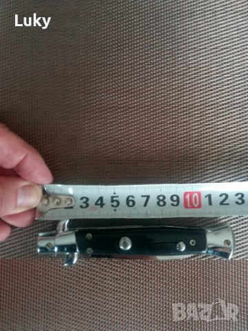 Продавам стилен и класен,сгъваем нож.Маркиран., снимка 5 - Колекции - 42860192