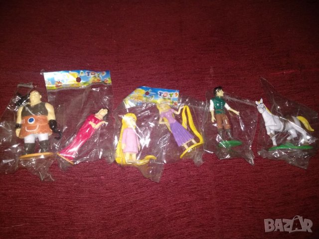 Фигурки за торта Рапунцел,Принца +коня му ,пазача и мащехата:), снимка 9 - Фигурки - 27963492