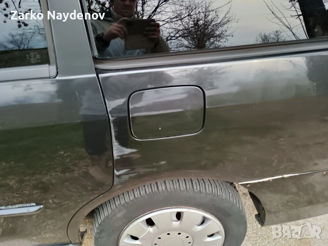 Продава се Мазда МПВ 2004 г. 2.0 HDI, снимка 6 - Автомобили и джипове - 53930250