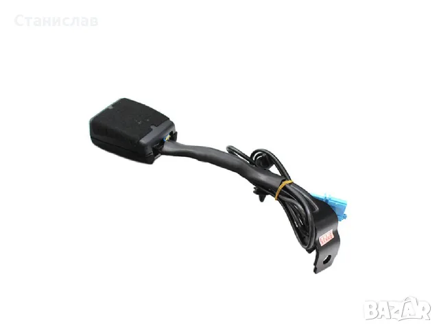 Гнездо за предпазен колан за VW Passat B7 – 3AA857755
