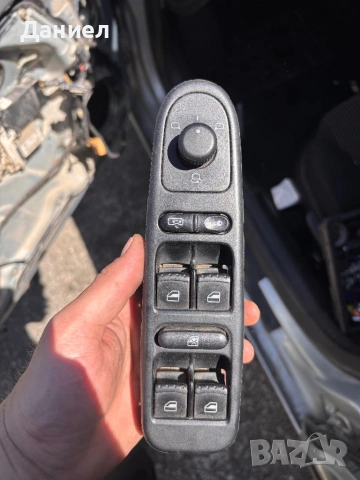 Панел бутони Сеат Леон (стъкла)