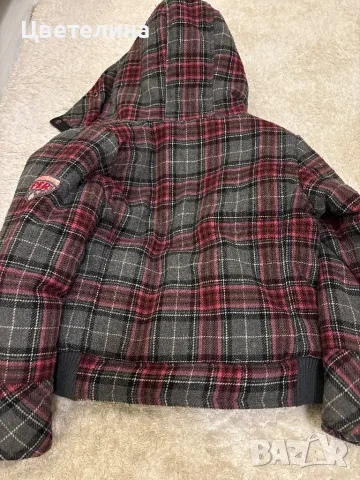 Яке 5-6 години  , снимка 2 - Детски якета и елеци - 48103362