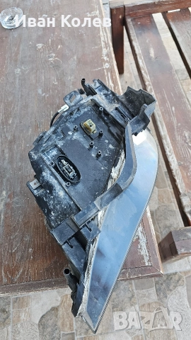 Десен фар за БМВ Е60 Завиващ Dynamic Xenon, снимка 4 - Части - 52826386