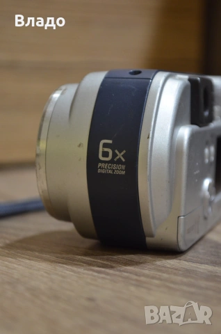 Дигитален фотопарат Sony Cybershot, снимка 2 - Фотоапарати - 53215917