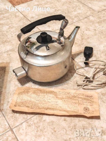 Чисто Нов Много Качествен Руски Соц СССР Електрически Чайник с упътване и кутия, снимка 3 - Кани - 54020484