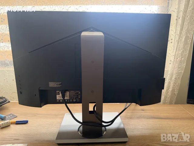 Продавам монитор Acer B277k, снимка 2 - Монитори - 56242114