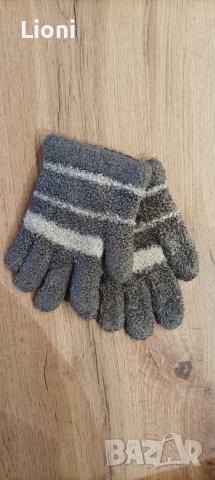 Лот ръкавички, снимка 3 - Шапки, шалове и ръкавици - 40604928