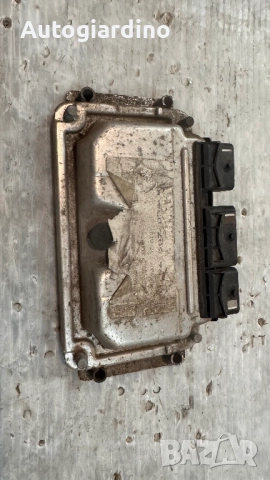Компютър за двигател / ECU / Моторен компютър за Peugeot 206 - 0261206942 / 9638783480