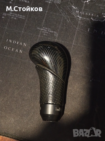 Топка за скоростен лост MOMO shadow carbon оригинална, снимка 7 - Части - 52229311