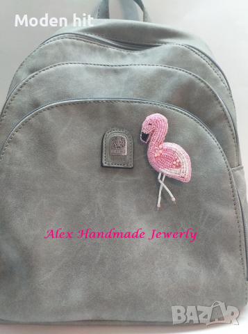 "Фламинго" брошка/висулка за колие бродерия с мъниста. Ръчна изработка., снимка 4 - Други - 36476668