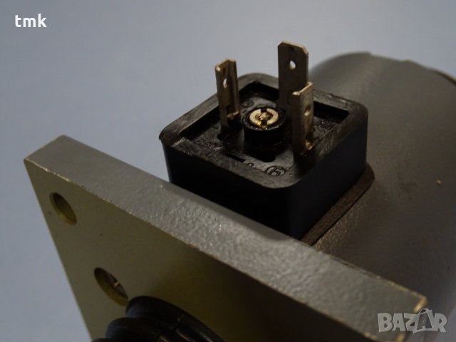 Електромагнит Thoma magnetic GHBX 7093, снимка 4 - Резервни части за машини - 31803481