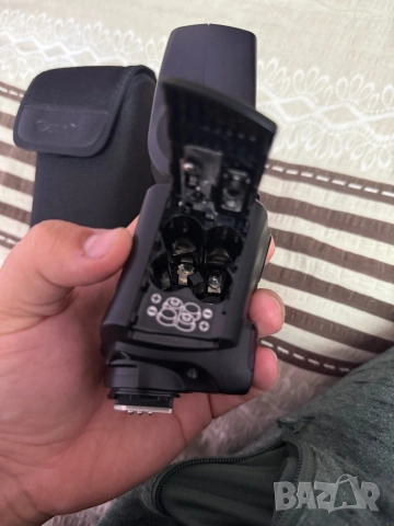 Продавам външна светкавица Canon Speedlite 430EX II – Перфектно осветление за впечатляващи снимки, снимка 7 - Фотоапарати - 54111692