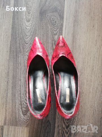 Обувки в змийски принт, снимка 3 - Дамски обувки на ток - 30802137