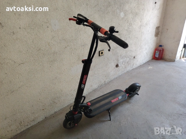 Продавам Електрическа тротинетка ZERO 9, снимка 2 - Велосипеди - 54224911