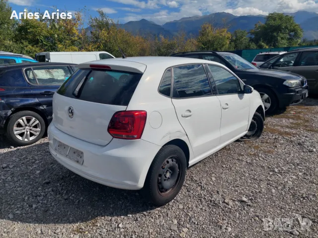 VW Polo 1,6 TDI , Фолксваген Поло на части! Юни 2011, снимка 2 - Автомобили и джипове - 47581134