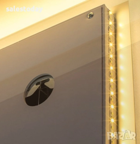 Огледало за баня, LED осветление- 3 цвята, 50x70 см, снимка 3 - Огледала - 45333874