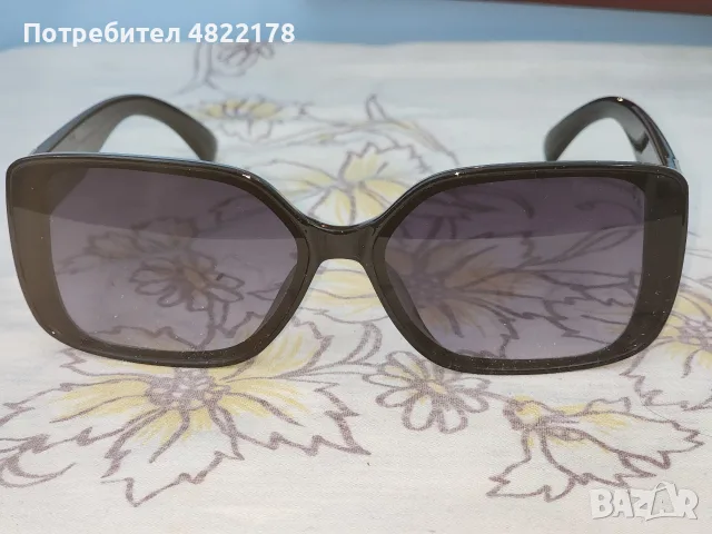 слънчеви очила Burberry, снимка 3 - Слънчеви и диоптрични очила - 56361581