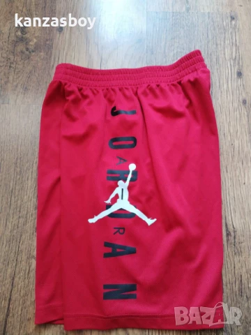 nike jordan - страхотни юношески шорти 147-163см. 