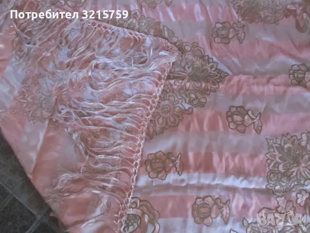 Копринена покривка , бродерия сърма и копринени конци, снимка 6 - Покривки за маси - 50303663