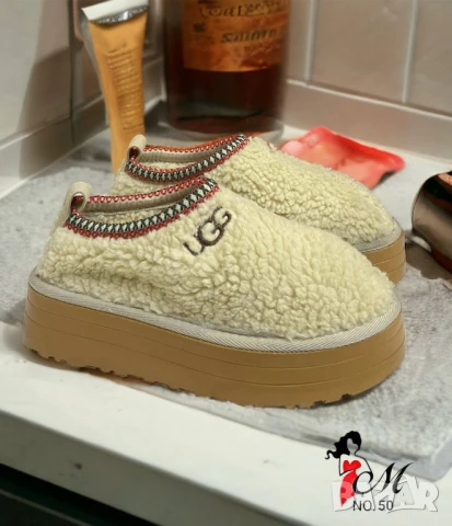 чехли UGG , снимка 3 - Чехли - 51395365